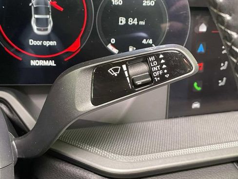 Certified 2024 Porsche 911 Targa 4 image 34