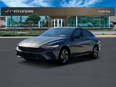New 2025 Hyundai Elantra SEL