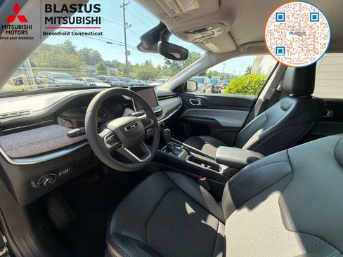 Used 2022 Jeep Compass Latitude AWD/4WD image 28