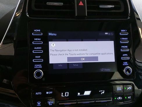 Used 2020 Toyota Prius XLE w/ Advanced Technology Package FWD image 22