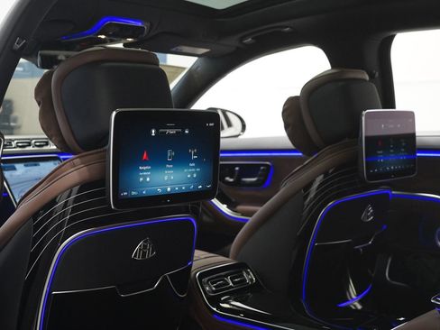 New 2026 Mercedes-Benz Maybach S 580 4MATIC image 18