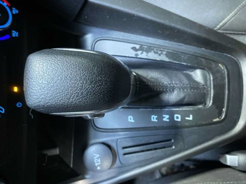 Used 2018 Ford Focus SE FWD image 17