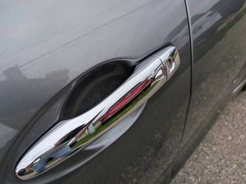 Used 2016 Nissan Maxima Platinum FWD image 14