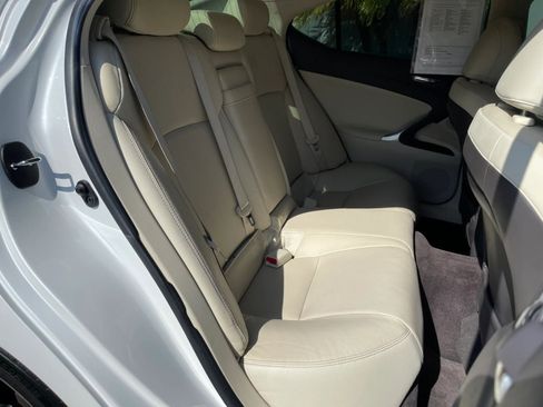 Used 2013 Lexus IS 250 w/ Premium Pkg Value Edition RWD image 27