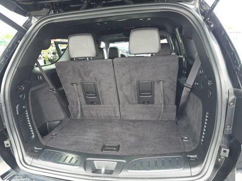 Used 2025 Dodge Durango GT AWD/4WD image 37