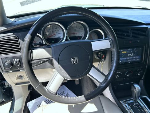 Used 2006 Dodge Charger R/T RWD image 11