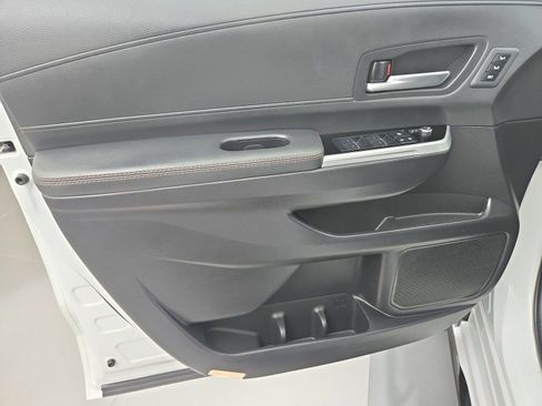 Certified 2025 Toyota Sienna Limited FWD image 16