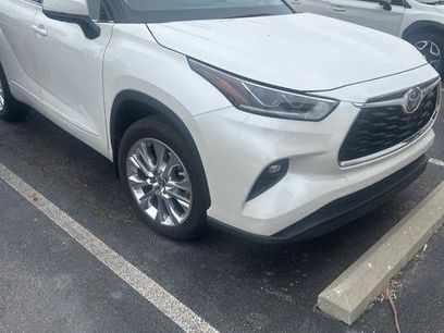 Used 2021 Toyota Highlander Limited