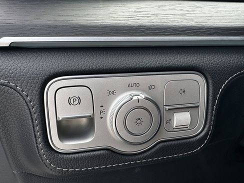 Certified 2022 Mercedes-Benz GLE 350 4MATIC image 35