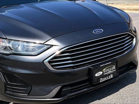 Used 2020 Ford Fusion SE FWD image 29