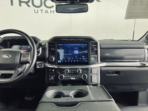 Used 2022 Ford F150 Lariat w/ Max Trailer Tow Package image 28