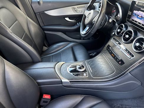 Used 2019 Mercedes-Benz GLC 300 4MATIC image 20