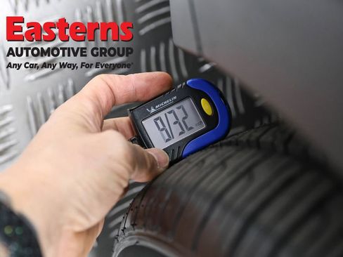 Used 2018 Chevrolet Bolt LT image 26