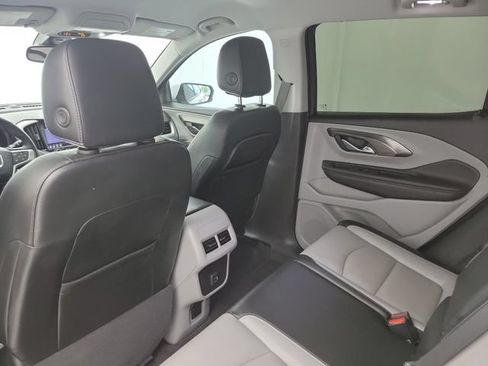 Used 2024 GMC Terrain SLT FWD image 14