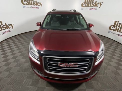 Used 2017 GMC Acadia Limited SLT image 3