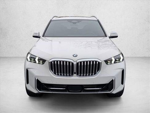 Used 2026 BMW X5 xDrive40i w/ Climate Comfort Package AWD/4WD image 5