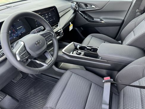 New 2026 Chevrolet Equinox LT image 9