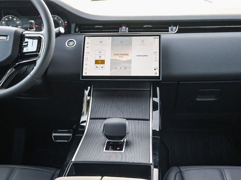 New 2026 Land Rover Range Rover Evoque Dynamic SE image 24