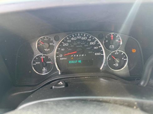 Used 2014 Chevrolet Express 3500 RWD image 11