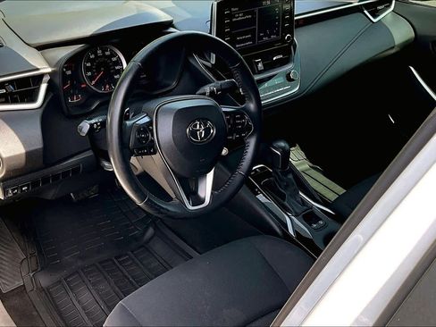 Used 2021 Toyota Corolla SE FWD image 16