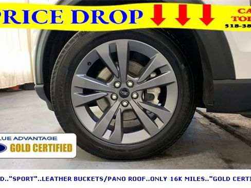 Certified 2023 Ford Explorer XLT w/ Equipment Group 202A image 50