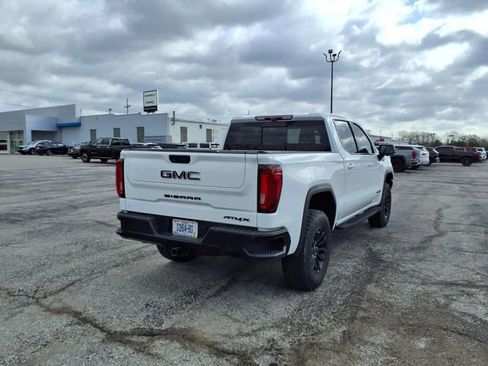 Used 2023 GMC Sierra 1500 AT4X AWD/4WD image 22