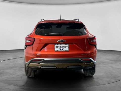Used 2024 Chevrolet Trax ACTIV w/ Driver Confidence Package FWD image 7