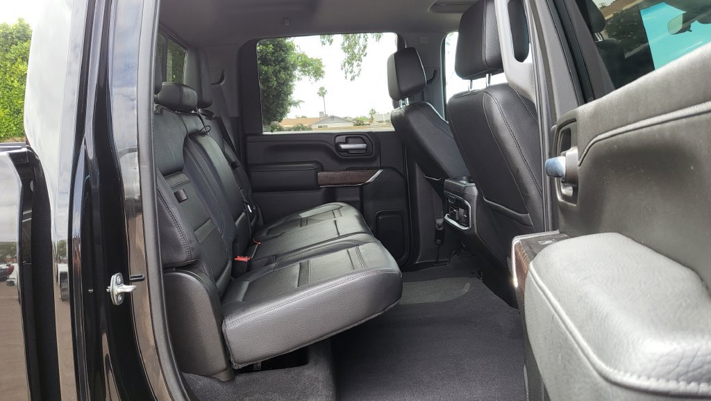 Used 2021 GMC Sierra 2500 Denali w/ Denali Black Diamond Edition AWD/4WD image 20