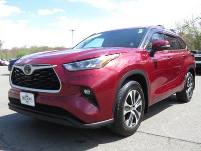 Used 2020 Toyota Highlander XLE