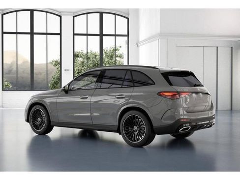 Used 2026 Mercedes-Benz GLC 300 GLC 300 image 30