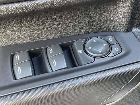 Used 2023 Chevrolet Silverado 2500 Custom w/ Custom Value Package image 18