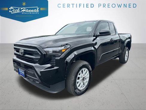 Certified 2026 Toyota Tacoma SR w/ SR Upgrade Package AWD/4WD image 1