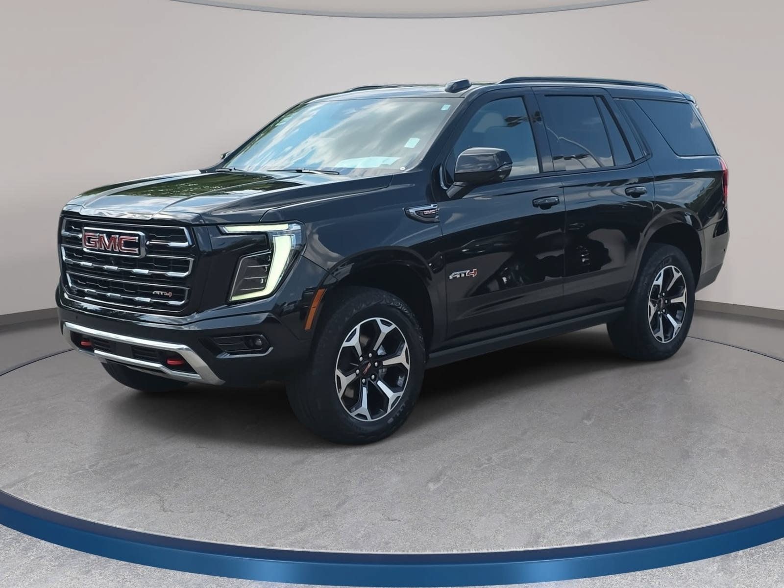 Used 2025 GMC Yukon AT4 w/ AT4 Premium Package AWD/4WD image 1