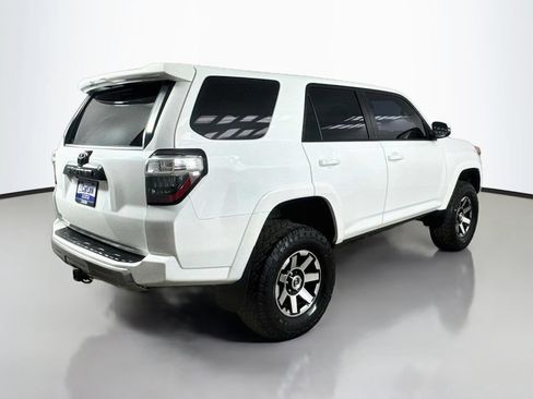 Used 2021 Toyota 4Runner TRD Off-Road Premium w/ Moonroof Package AWD/4WD image 8