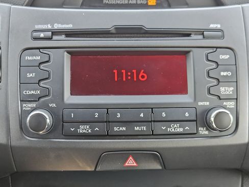 Used 2012 Kia Sportage LX FWD image 16