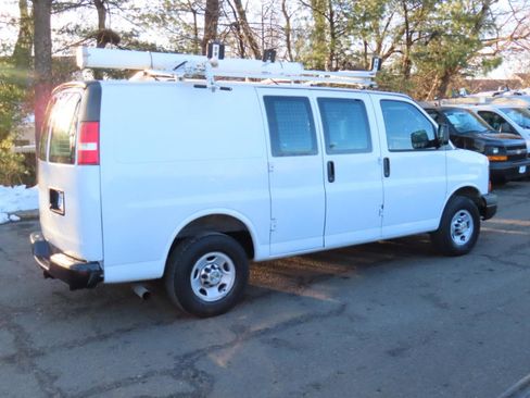 Used 2013 Chevrolet Express 2500 image 7
