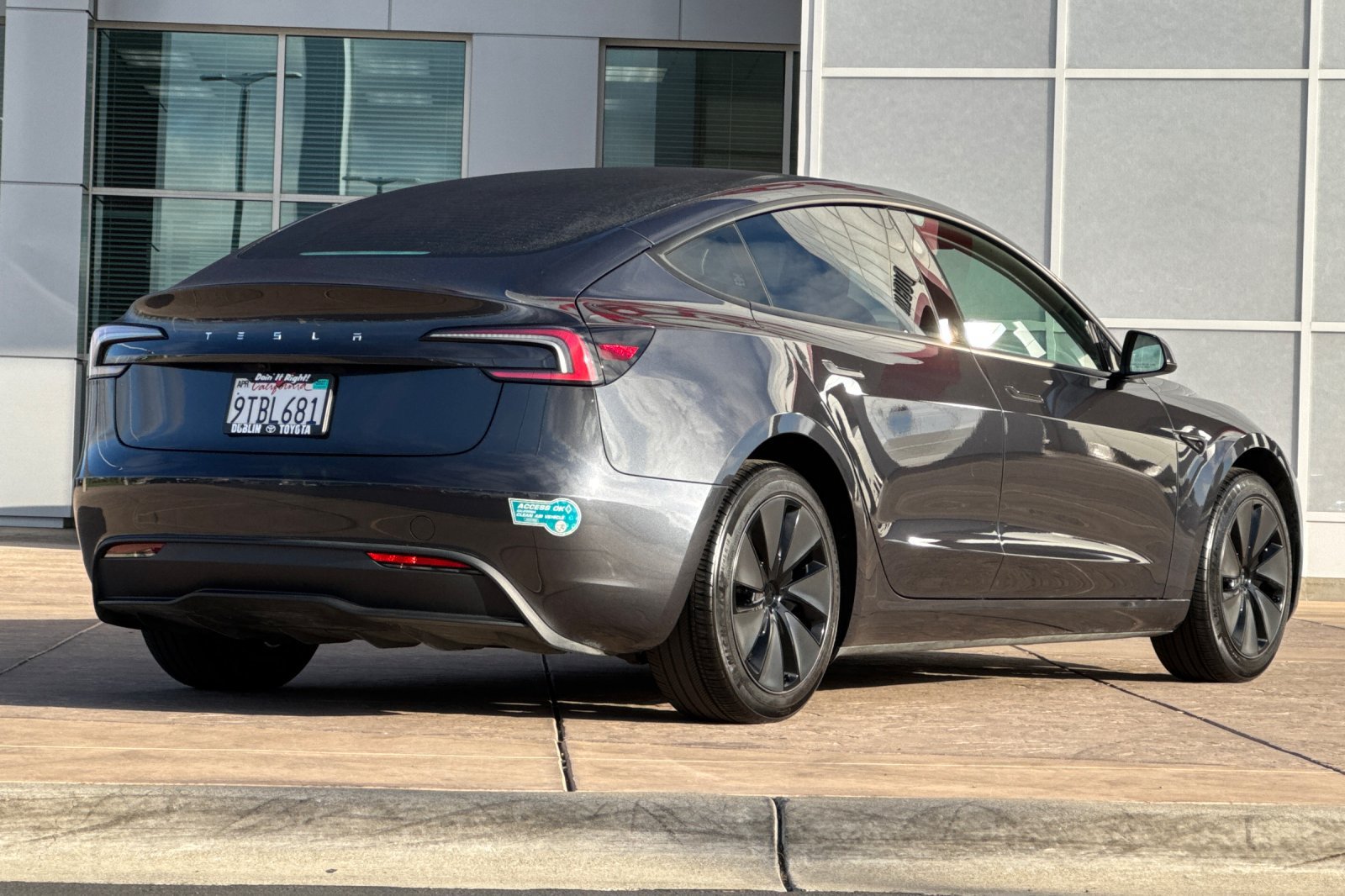 Used 2025 Tesla Model 3 Long Range RWD image 4