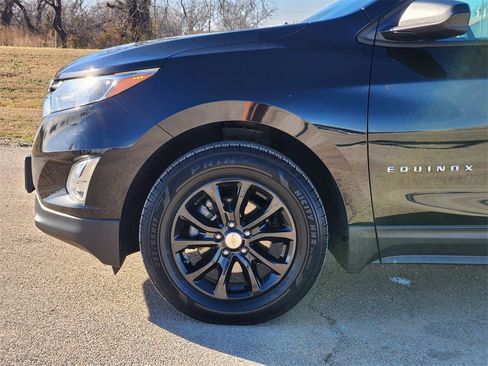 Used 2019 Chevrolet Equinox LS image 8
