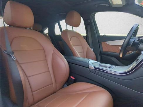Used 2021 Mercedes-Benz GLC 300 4MATIC Coupe image 25