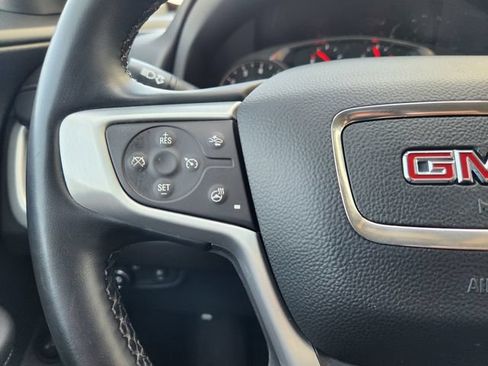 Used 2024 GMC Terrain SLT FWD image 29