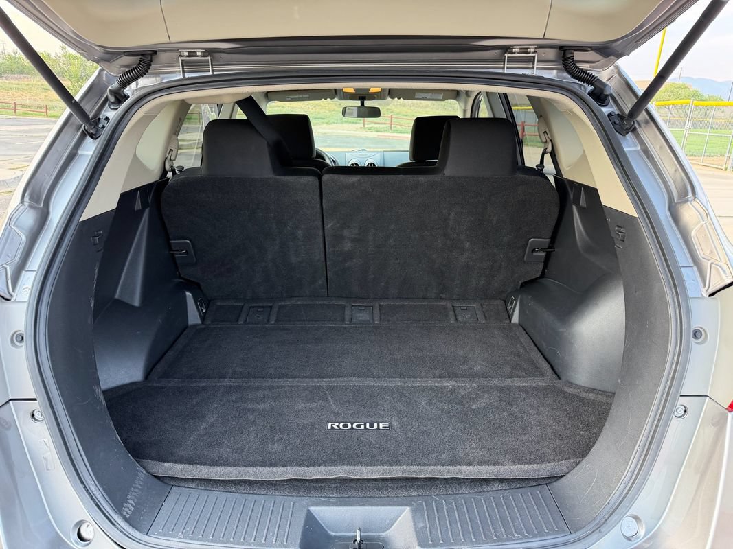 Used 2012 Nissan Rogue S w/ Special Edition Pkg AWD/4WD image 16