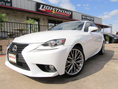 Used 2014 Lexus IS 250 AWD w/ Navigation Package image 1