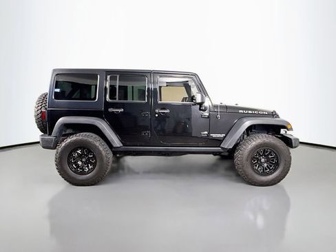 Used 2017 Jeep Wrangler Unlimited Rubicon w/ Connectivity Group image 8
