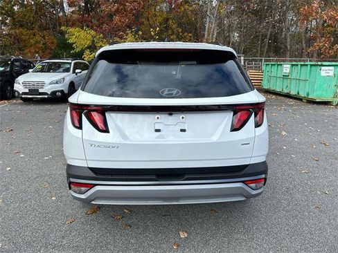 New 2026 Hyundai Tucson SEL image 3