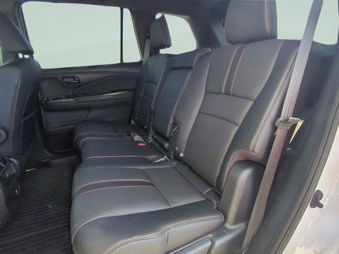 Used 2023 Honda Passport TrailSport image 29