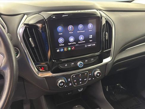 Used 2020 Chevrolet Traverse LT FWD image 22