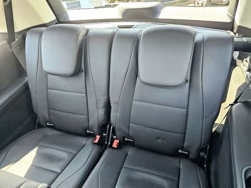 New 2026 Mercedes-Benz GLS 450 4MATIC image 23