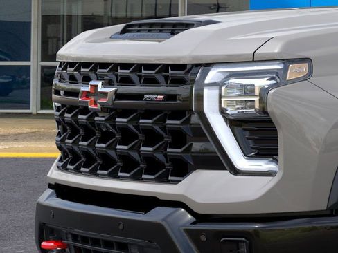 New 2026 Chevrolet Silverado 2500 ZR2 image 13