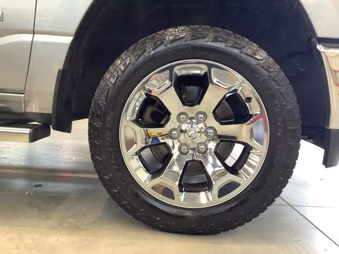 Used 2019 RAM 1500 Big Horn AWD/4WD image 29