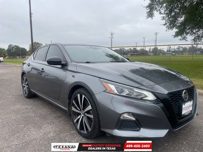 Used 2022 Nissan Altima 2.5 SR